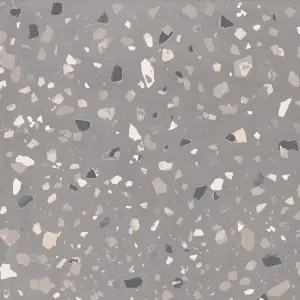 DE-MEDIUM GREY NAT/RET